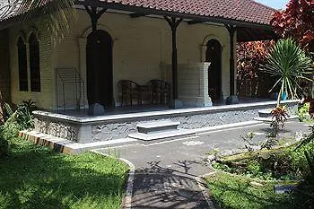 Agung Trisna Ubud